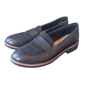 Clark’s Griffin Sail Black Loafer Size 6‎